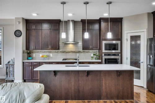 5512 Allbright Square, Edmonton, AB - Indoor Photo Showing Kitchen With Stainless Steel Kitchen With Upgraded Kitchen