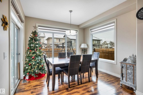 5512 Allbright Square, Edmonton, AB - Indoor Photo Showing Dining Room