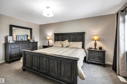 5512 Allbright Square, Edmonton, AB - Indoor Photo Showing Bedroom