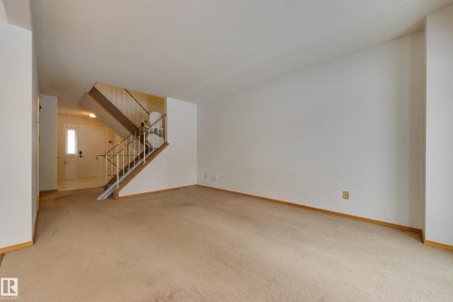 13449 40 Street, Edmonton, AB - Indoor Photo Showing Other Room