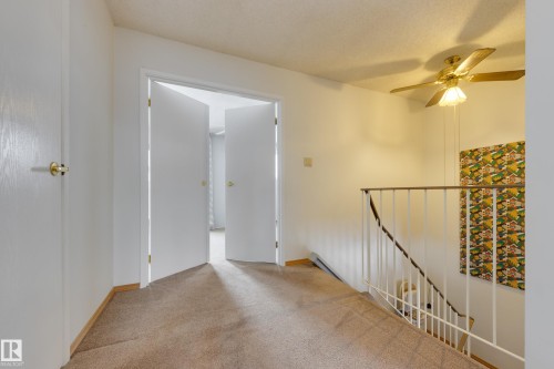 13449 40 Street, Edmonton, AB - Indoor Photo Showing Other Room