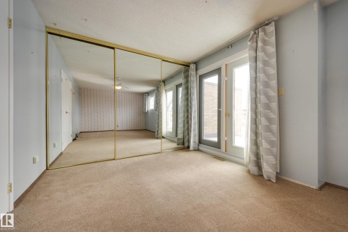 13449 40 Street, Edmonton, AB - Indoor Photo Showing Other Room