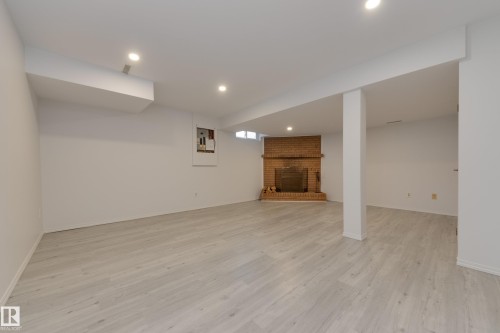 13449 40 Street, Edmonton, AB - Indoor