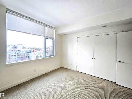 606 2606 109 Street, Edmonton, AB - Indoor Photo Showing Other Room