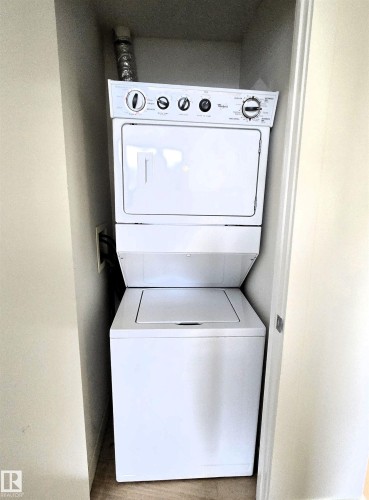 606 2606 109 Street, Edmonton, AB - Indoor Photo Showing Laundry Room