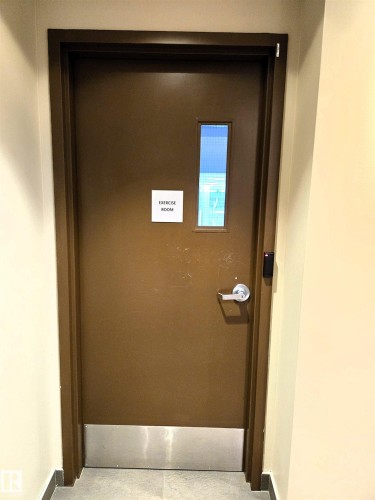 606 2606 109 Street, Edmonton, AB - Indoor Photo Showing Other Room