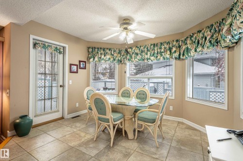 31 Harwood Drive, St. Albert, AB - Indoor Photo Showing Dining Room