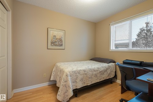 31 Harwood Drive, St. Albert, AB - Indoor Photo Showing Bedroom