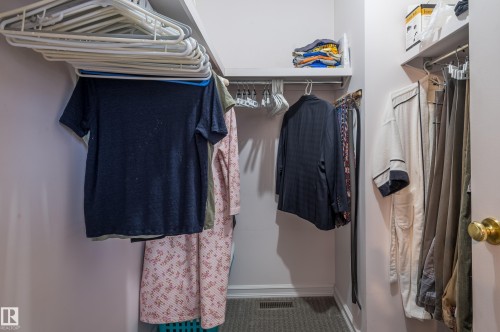 31 Harwood Drive, St. Albert, AB - Indoor With Storage