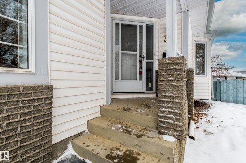 31 Harwood Drive, St. Albert, AB - Outdoor