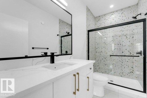 6032 19 Street, Rural Leduc County, AB - Indoor Photo Showing Bathroom