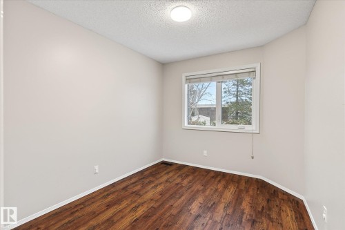 4 90 Liberton Drive, St. Albert, AB - Indoor Photo Showing Other Room