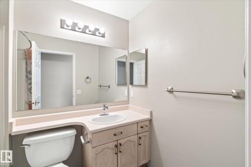 4 90 Liberton Drive, St. Albert, AB - Indoor Photo Showing Bathroom