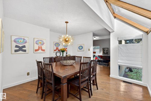 11627 76 Avenue, Edmonton, AB - Indoor Photo Showing Dining Room