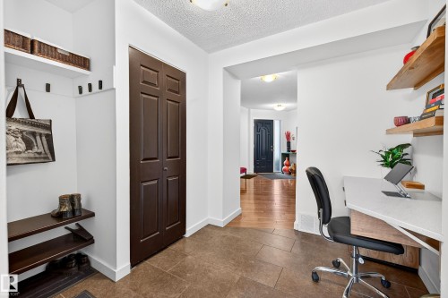 11627 76 Avenue, Edmonton, AB - Indoor Photo Showing Office