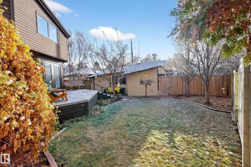 11627 76 Avenue, Edmonton, AB - Outdoor