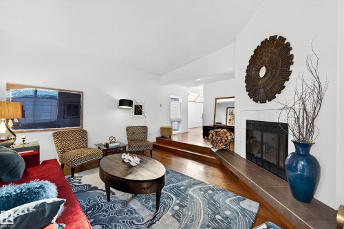 11627 76 Avenue, Edmonton, AB - Indoor Photo Showing Living Room With Fireplace