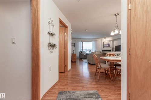 134 200 Bethel Drive, Sherwood Park, AB - Indoor Photo Showing Dining Room