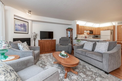 134 200 Bethel Drive, Sherwood Park, AB - Indoor Photo Showing Living Room