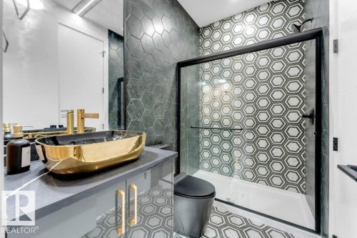 4012 40 Street, Beaumont, AB - Indoor