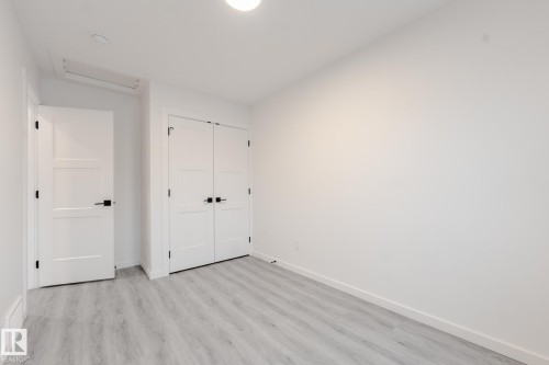 1213 Podersky Wynd, Edmonton, AB - Indoor Photo Showing Other Room