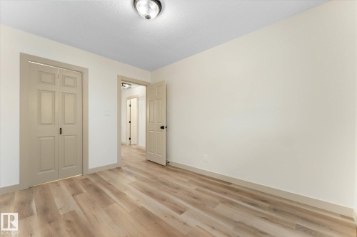 5104 47 Street, Stony Plain, AB - Indoor Photo Showing Other Room