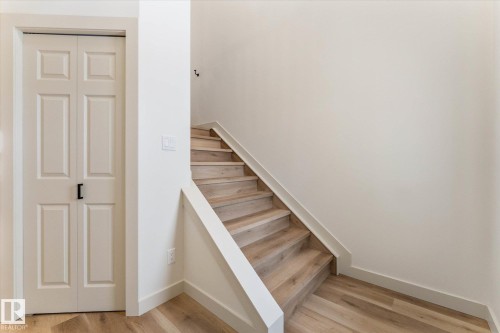 5104 47 Street, Stony Plain, AB - Indoor Photo Showing Other Room