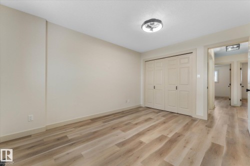 5104 47 Street, Stony Plain, AB - Indoor Photo Showing Other Room
