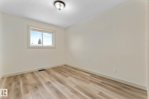 5104 47 Street, Stony Plain, AB - Indoor Photo Showing Other Room