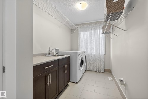 7816 18 Avenue, Edmonton, AB - Indoor Photo Showing Laundry Room
