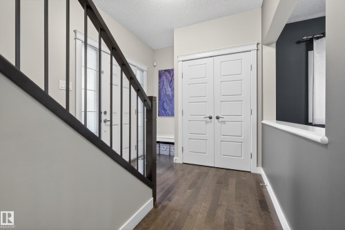 7816 18 Avenue, Edmonton, AB - Indoor Photo Showing Other Room
