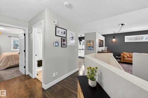 1 Hunter Place, St. Albert, AB - Indoor Photo Showing Other Room