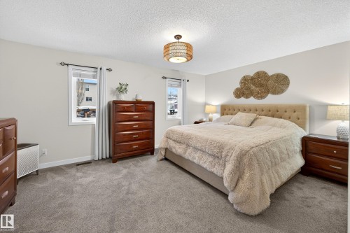 1 Hunter Place, St. Albert, AB - Indoor Photo Showing Bedroom