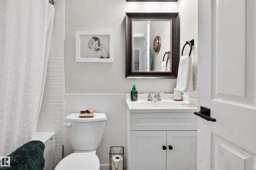 1 Hunter Place, St. Albert, AB - Indoor Photo Showing Bathroom