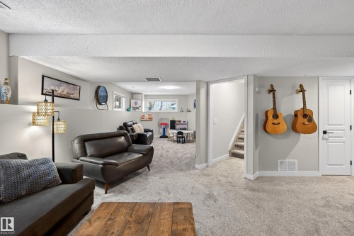 1 Hunter Place, St. Albert, AB - Indoor