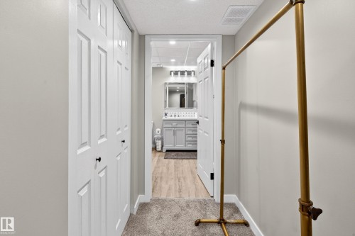 1 Hunter Place, St. Albert, AB - Indoor Photo Showing Other Room