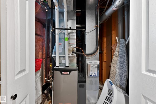 1 Hunter Place, St. Albert, AB - Indoor Photo Showing Basement