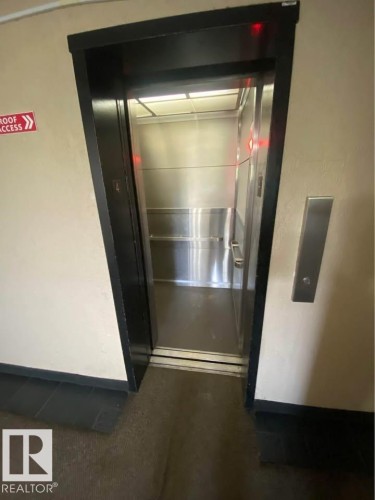 206 10616 156 Street, Edmonton, AB - Indoor