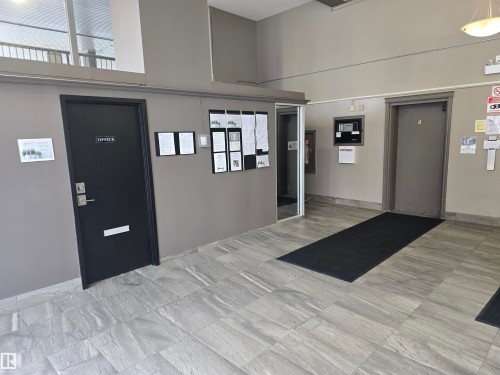 1102 9730 106 Street, Edmonton, AB - Indoor Photo Showing Other Room