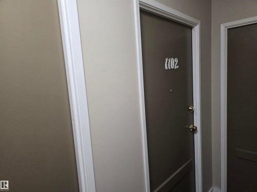 1102 9730 106 Street, Edmonton, AB - Indoor