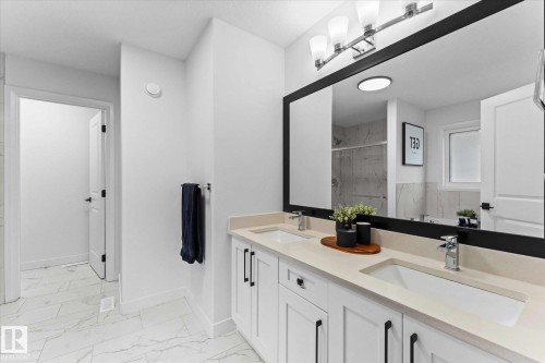 153 Westbrook Wynd, Fort Saskatchewan, AB - Indoor Photo Showing Bathroom