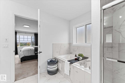 153 Westbrook Wynd, Fort Saskatchewan, AB - Indoor Photo Showing Bathroom