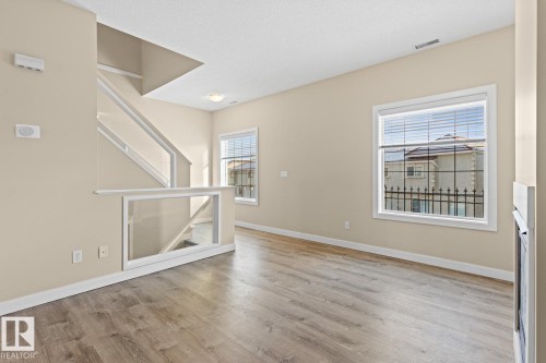 39 13825 155 Avenue, Edmonton, AB - Indoor Photo Showing Other Room
