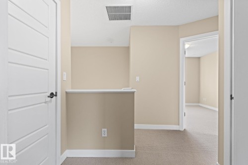 39 13825 155 Avenue, Edmonton, AB - Indoor Photo Showing Other Room