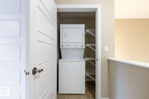39 13825 155 Avenue, Edmonton, AB - Indoor Photo Showing Laundry Room