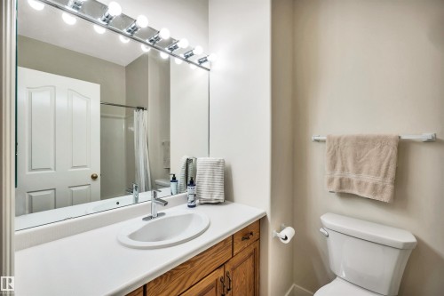 6 20 Erin Ridge Road, St. Albert, AB - Indoor Photo Showing Bathroom