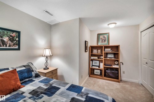 6 20 Erin Ridge Road, St. Albert, AB - Indoor Photo Showing Bedroom