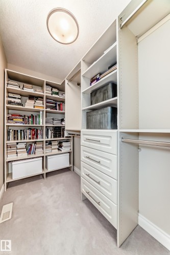 631 Howatt Drive, Edmonton, AB - Indoor Photo Showing Other Room