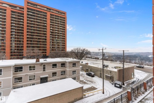402 9020 Jasper Avenue, Edmonton, AB - Outdoor