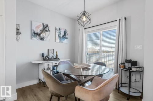 34 4835 Wright Drive, Edmonton, AB - Indoor Photo Showing Dining Room